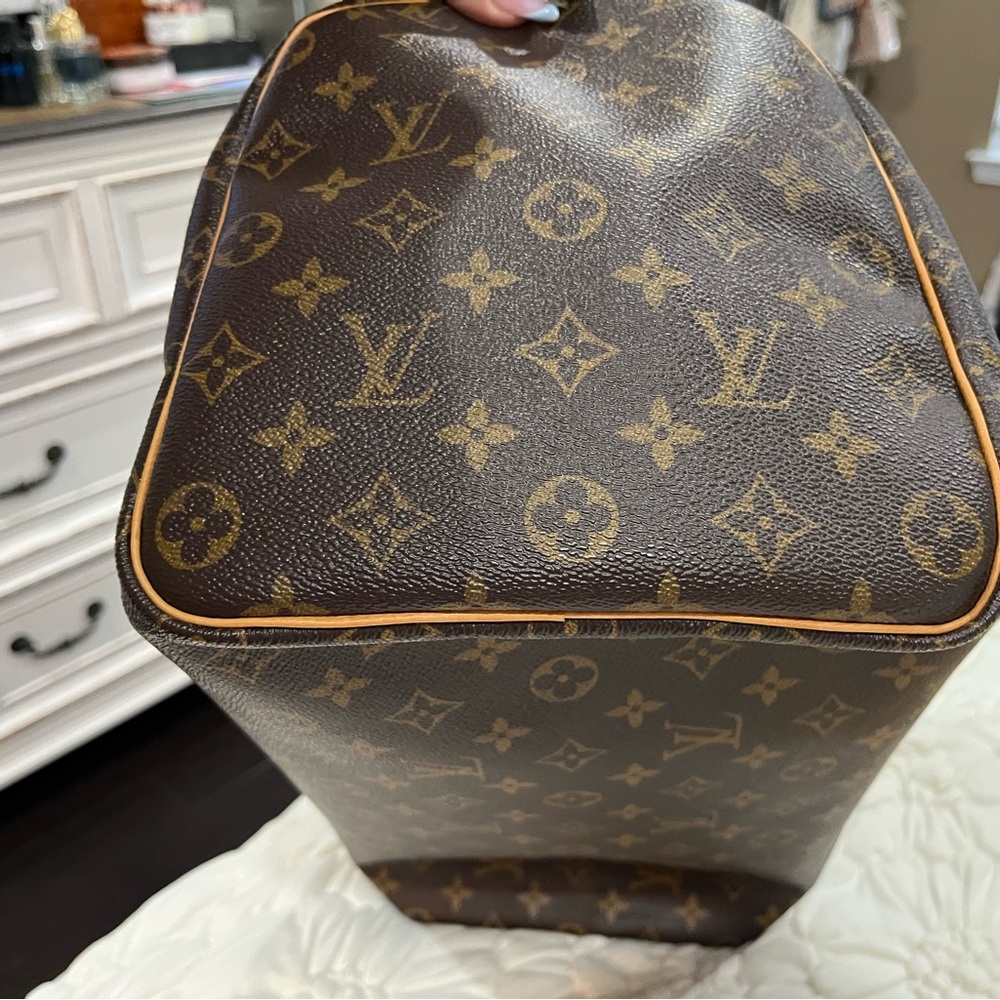 Louis Vuitton Monogram Speedy 40 Handbag in Brown - Picture 5 of 17